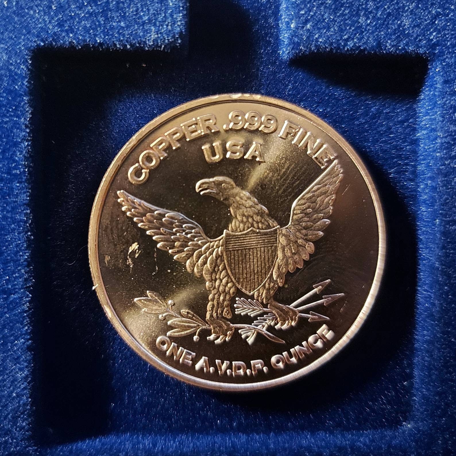 APATOSAURUS in 1 Oz. COPPER Collector Rounds; in 2x2 Holder ~ 1 OZ Pure .999 Copper