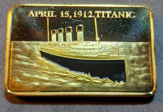 TITANIC Commemorative Coin ~ Gold Layered ~ Rectangular Coin ~ Great Gift ~ 28 Grams (1 Ounce) In Special Capsule