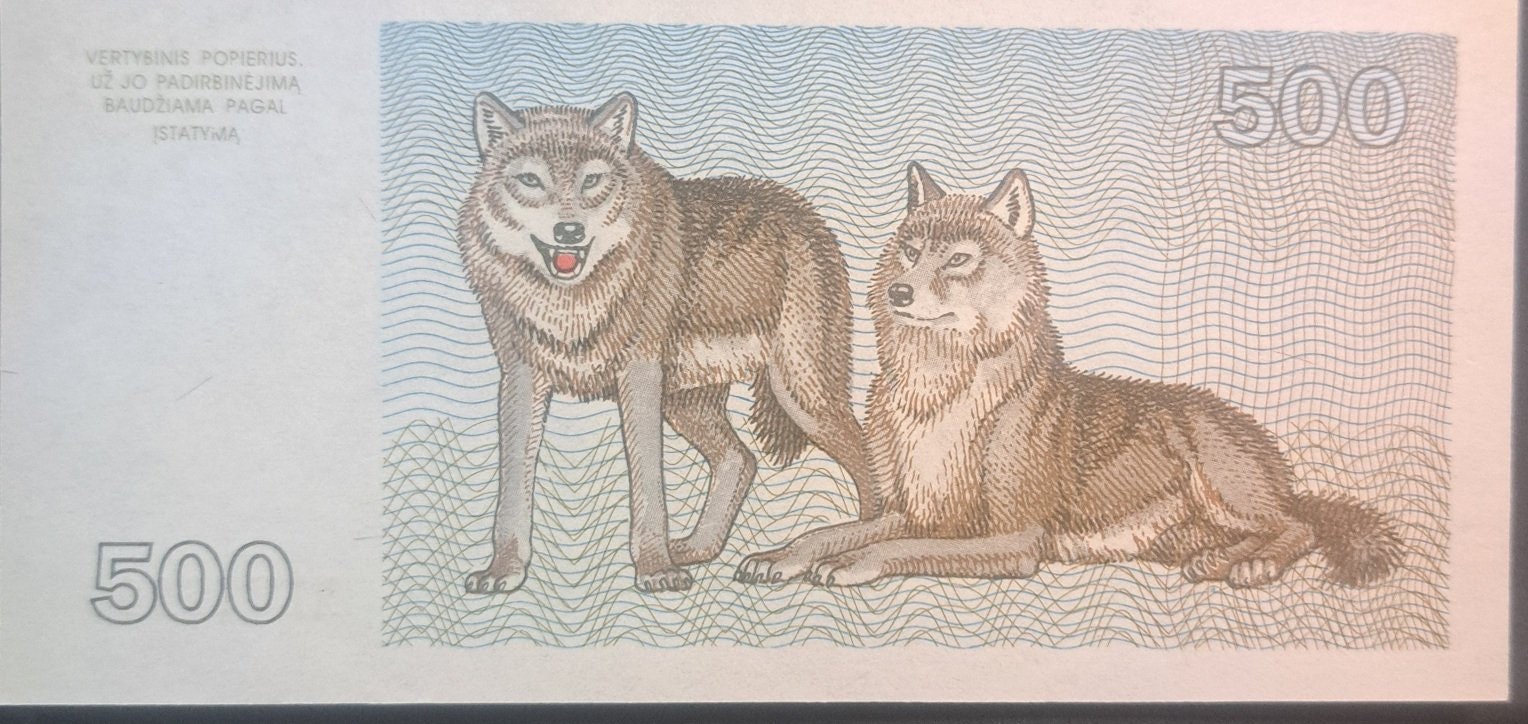 LITHUANIA 500 Talonu Banknote, P-46, UNCiRCULATED, 1993; features Two Wolves
