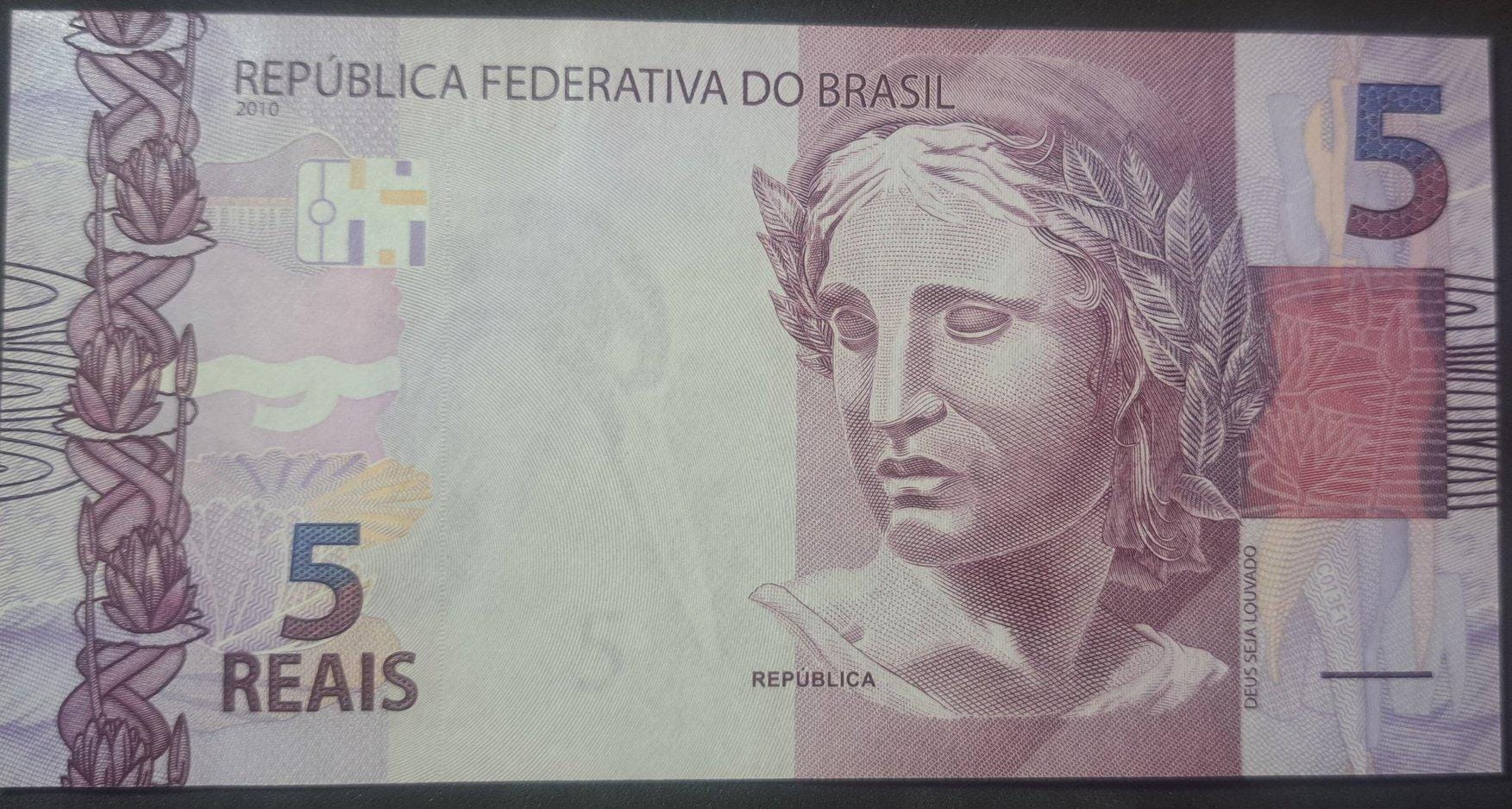 Brazil 5 Reais, P-253f; UNCIRCULATED, 2010; features an Egret and as a watermark