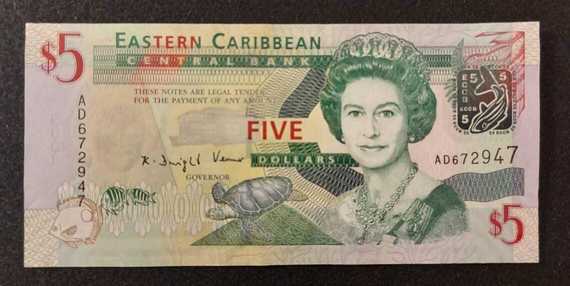 Eastern Caribbean Central Bank 5 Dollars, P-47, UNCIRCULATED, 2008; Queen Elizabeth II