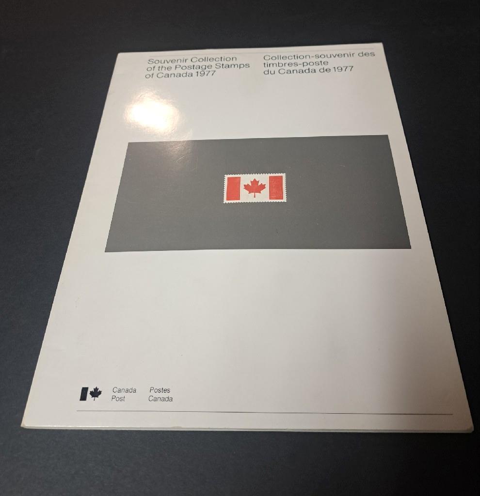 1977 Canada Post ~ Canada Souvenir Collection Year Set and Book 🍁