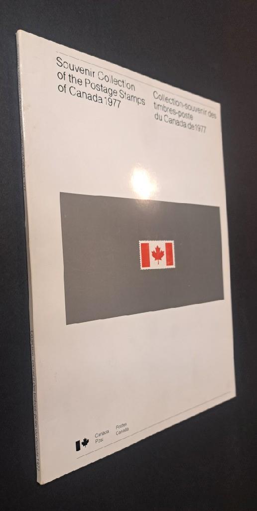 1977 Canada Post ~ Canada Souvenir Collection Year Set and Book 🍁
