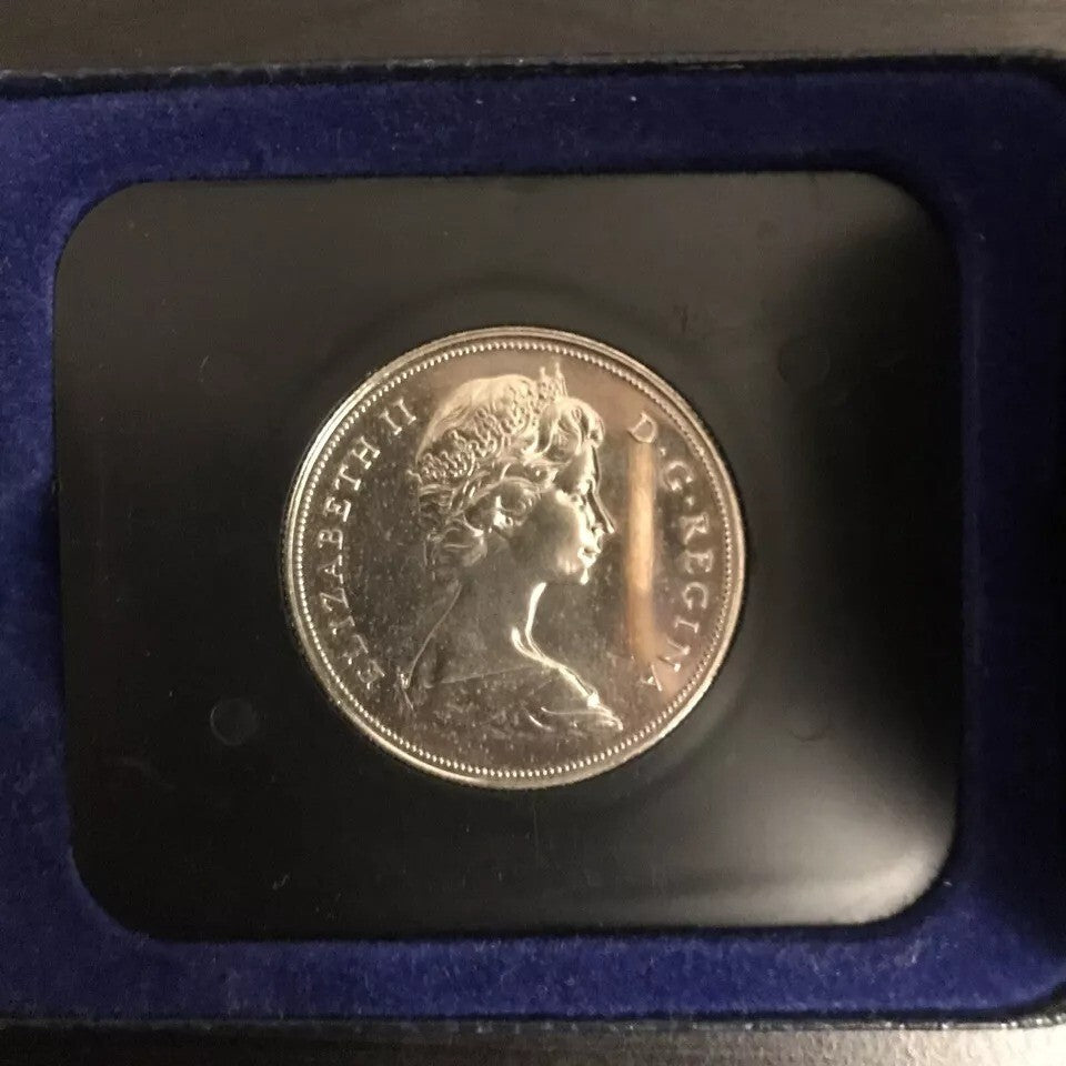 1972 Canada CASED Nickel Dollar, Voyageur Dollar, Features Queen Elizabeth II