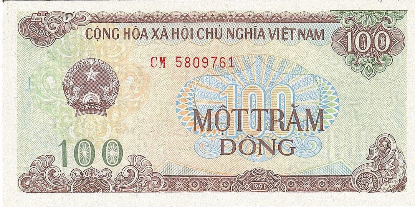 VIET NAM 100 Dong Banknote; P - 105a; UNCIRCULATED from 1991; Features a Temple