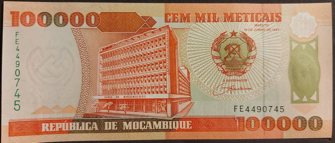 MOZAMBIQUE 100000 Meticais; P139; UNCIRCULATED; 1993; Hydroelectric Dam
