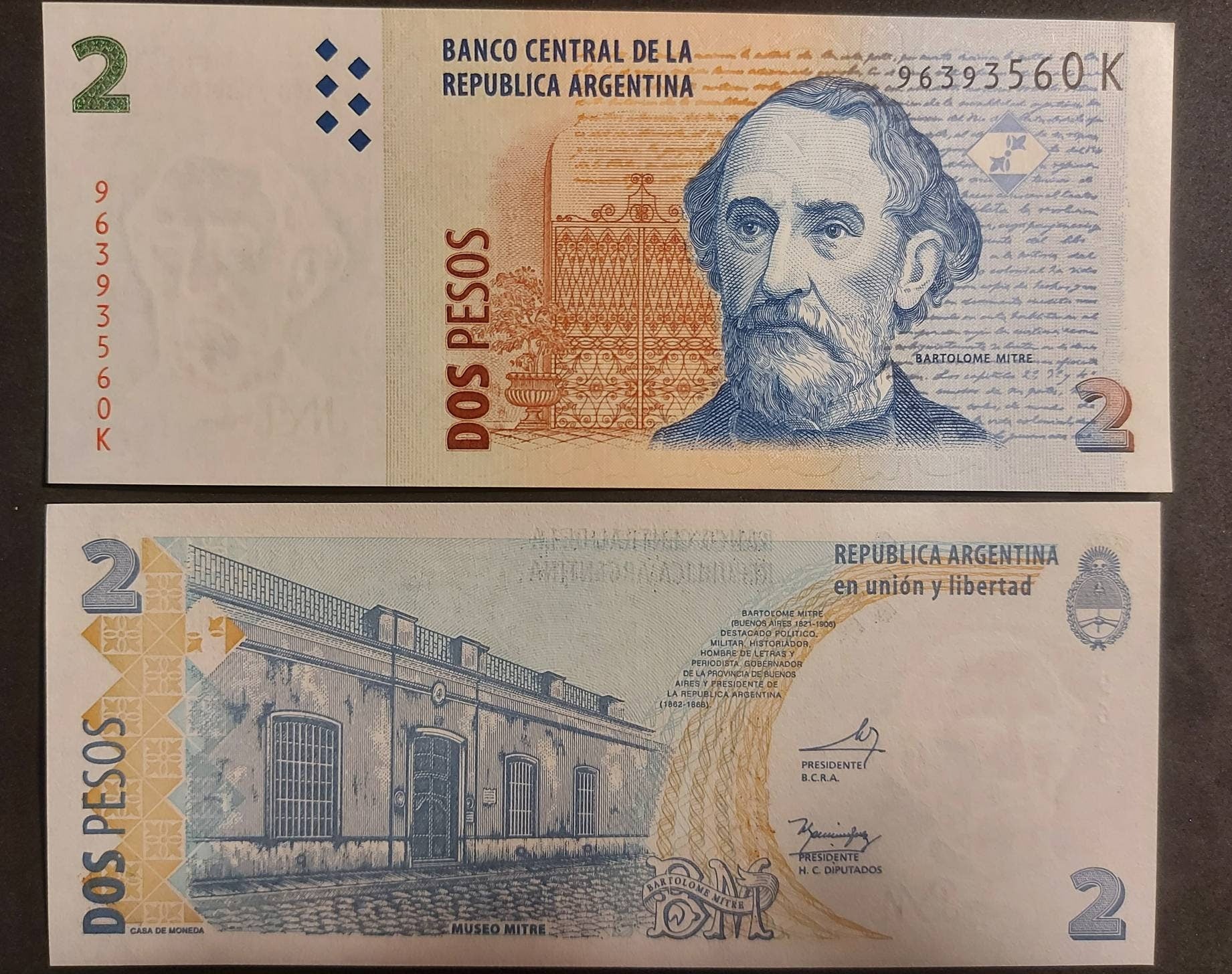 Argentina 2 Pesos, P-352, Series K; Signature variety; 2002, UNCIRCULATED; Features Mitre Museum