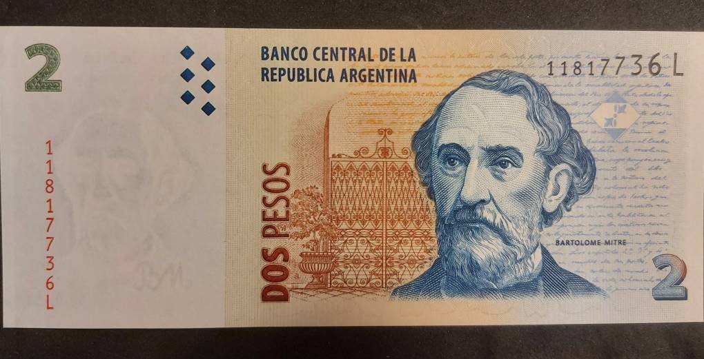 Argentina 2 Pesos, P-352, Series L; Signature variety; 2002, UNCIRCULATED; Features Mitre Museum