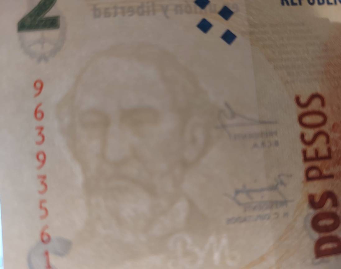 Argentina 2 Pesos, P-352, Series K; Signature variety; 2002, UNCIRCULATED; Features Mitre Museum