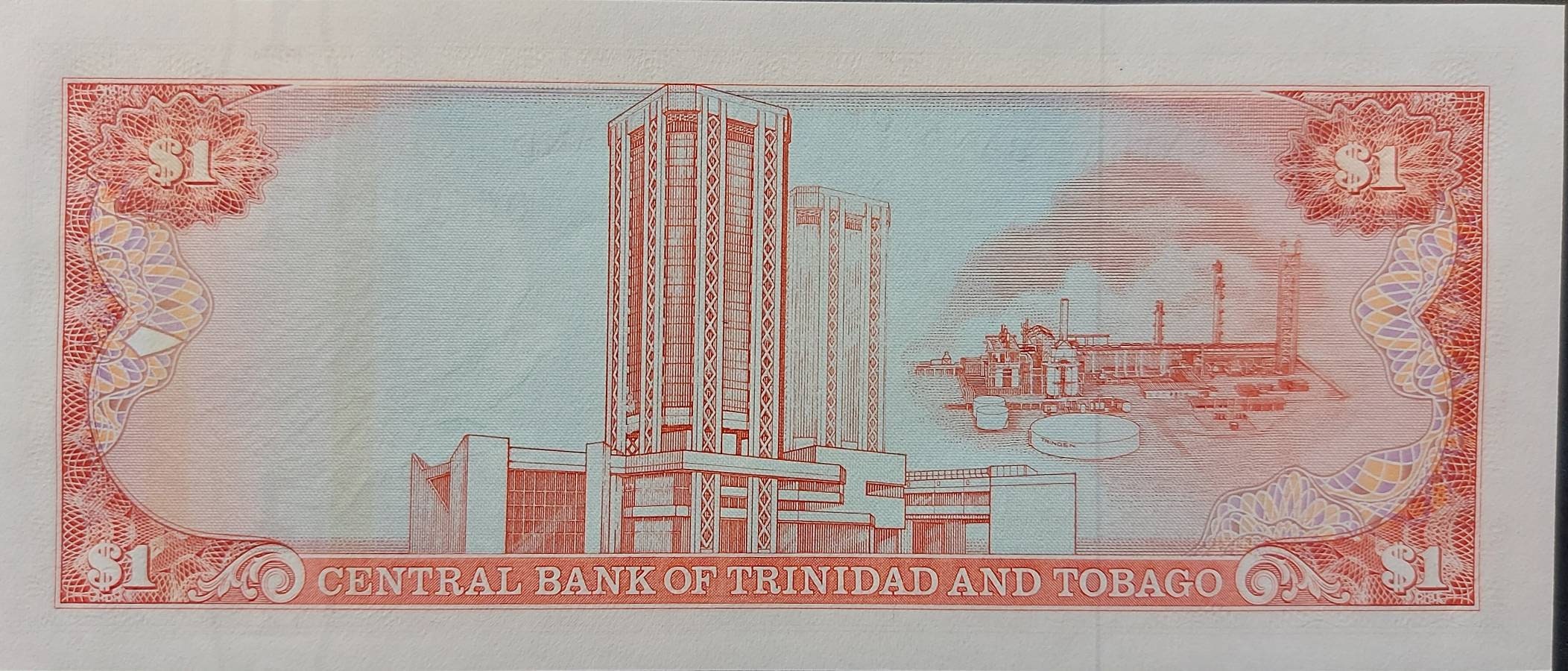 TRINIDAD & TOBAGGO 1 Dollar Banknote; P -36b, UNCIRCULATED from 1985; Featuring Scarlet Ibis; Signature