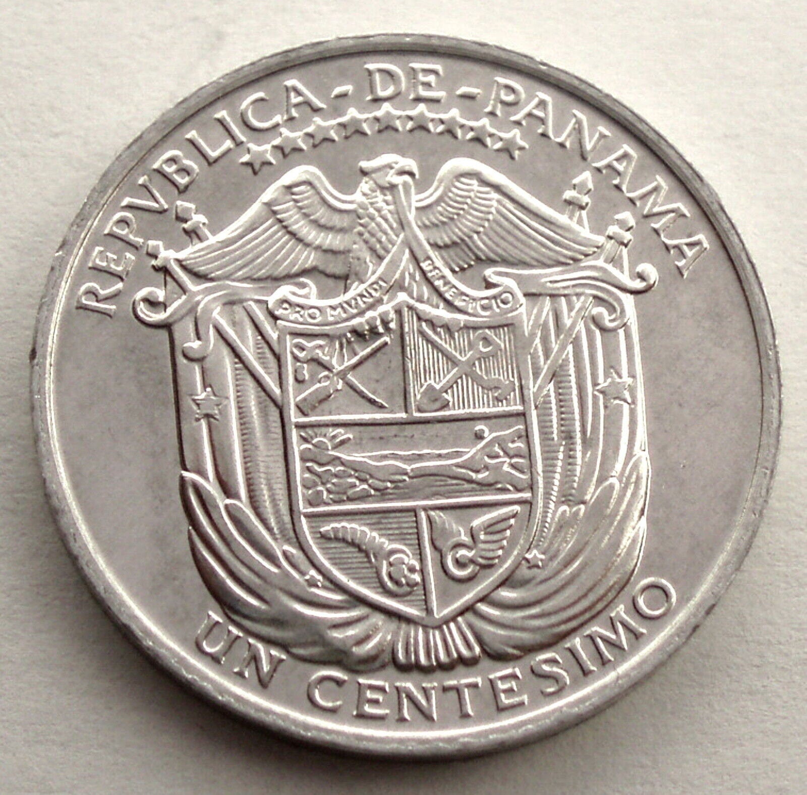 PANAMA 1 Centesimo Coin; UNCIRCULATED, 2000; KM-132; features a ship in the Panama Canal