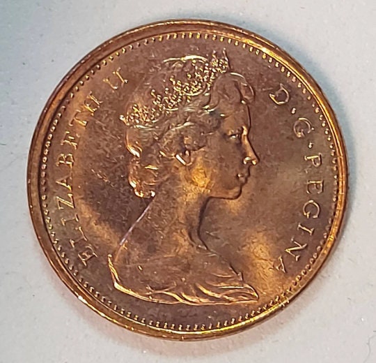 1971 Canadian Penny ~ Brilliantly UNCIRCULATED (BU) One Cent Coin; Queen Elizabeth II; Copper Penny