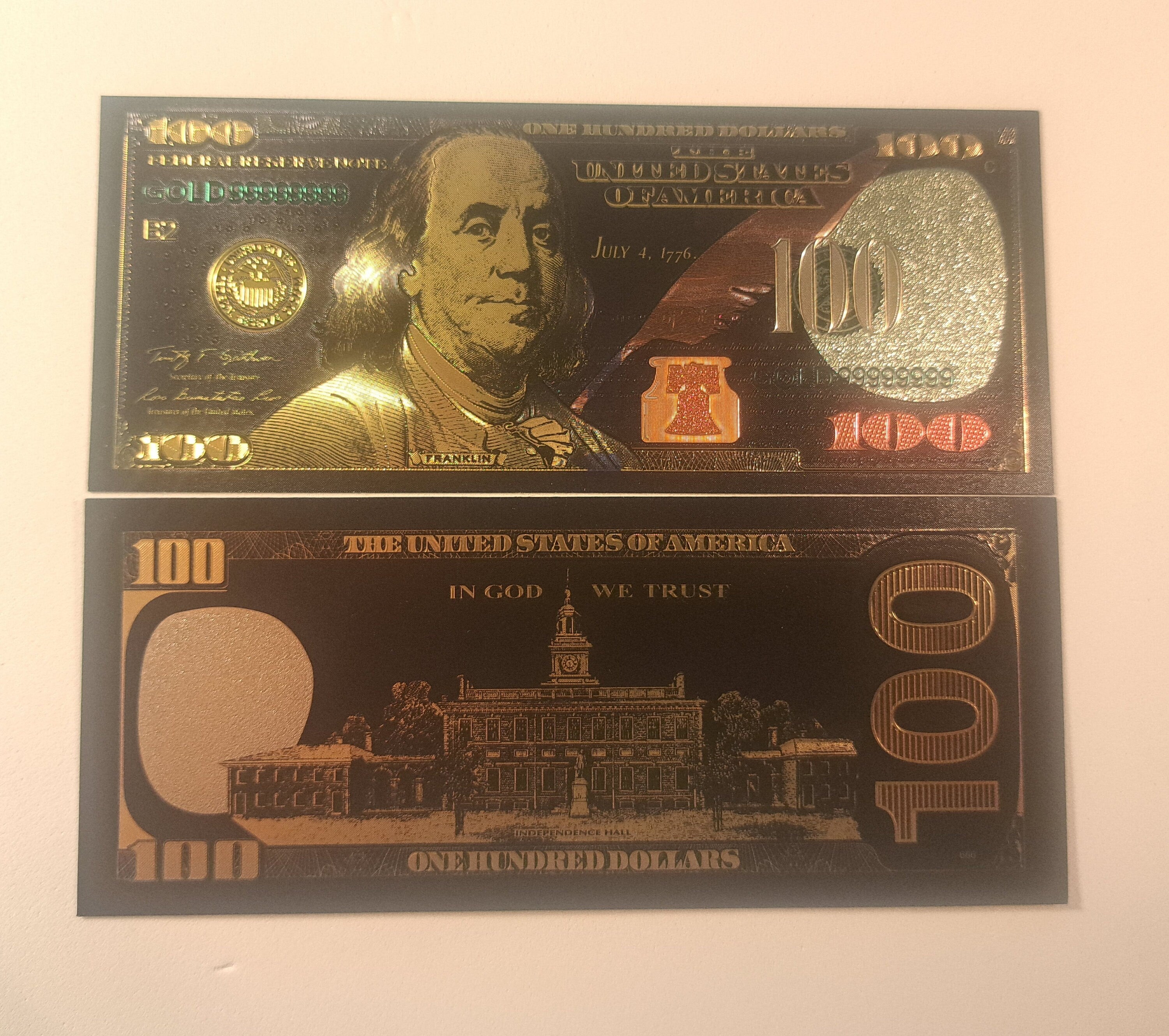 USA 100 Dollar Black .9999 GOLD FOIL Note from 2009 Series; Beautiful collector piece and design