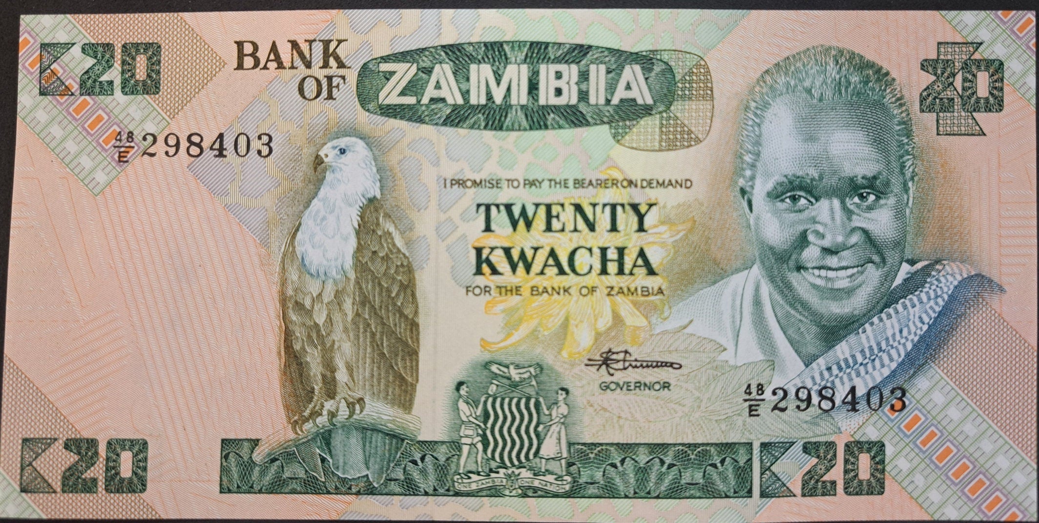 ZAMBIA 20 Kwacha, P-27e, UNCIRCULATED, 1980; Features a Fish Eagle; Woman with basket