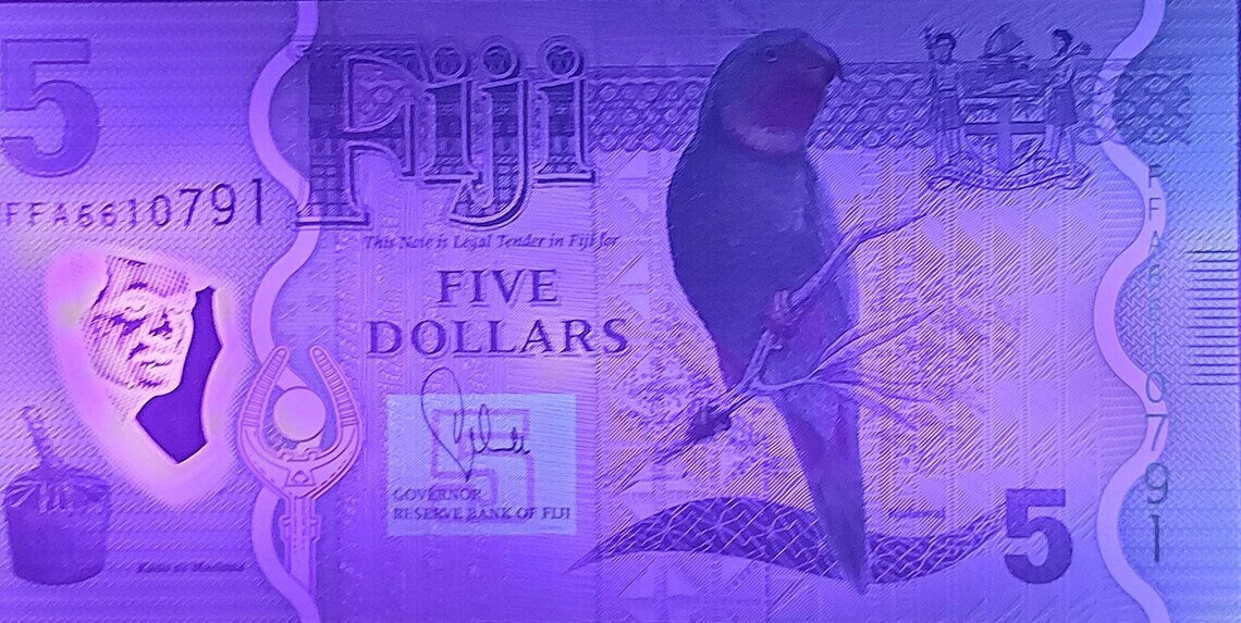 FIJI 5 Dollars, P115r, REPLACEMENT Note, UNCIRCULATED, 2013; features a Lorikeet on front and Crested Iguana on back