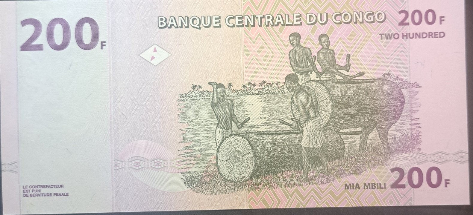 CONGO 200 Francs, P99b, UNCIRCULATED from 2013, features a Large Log Drum