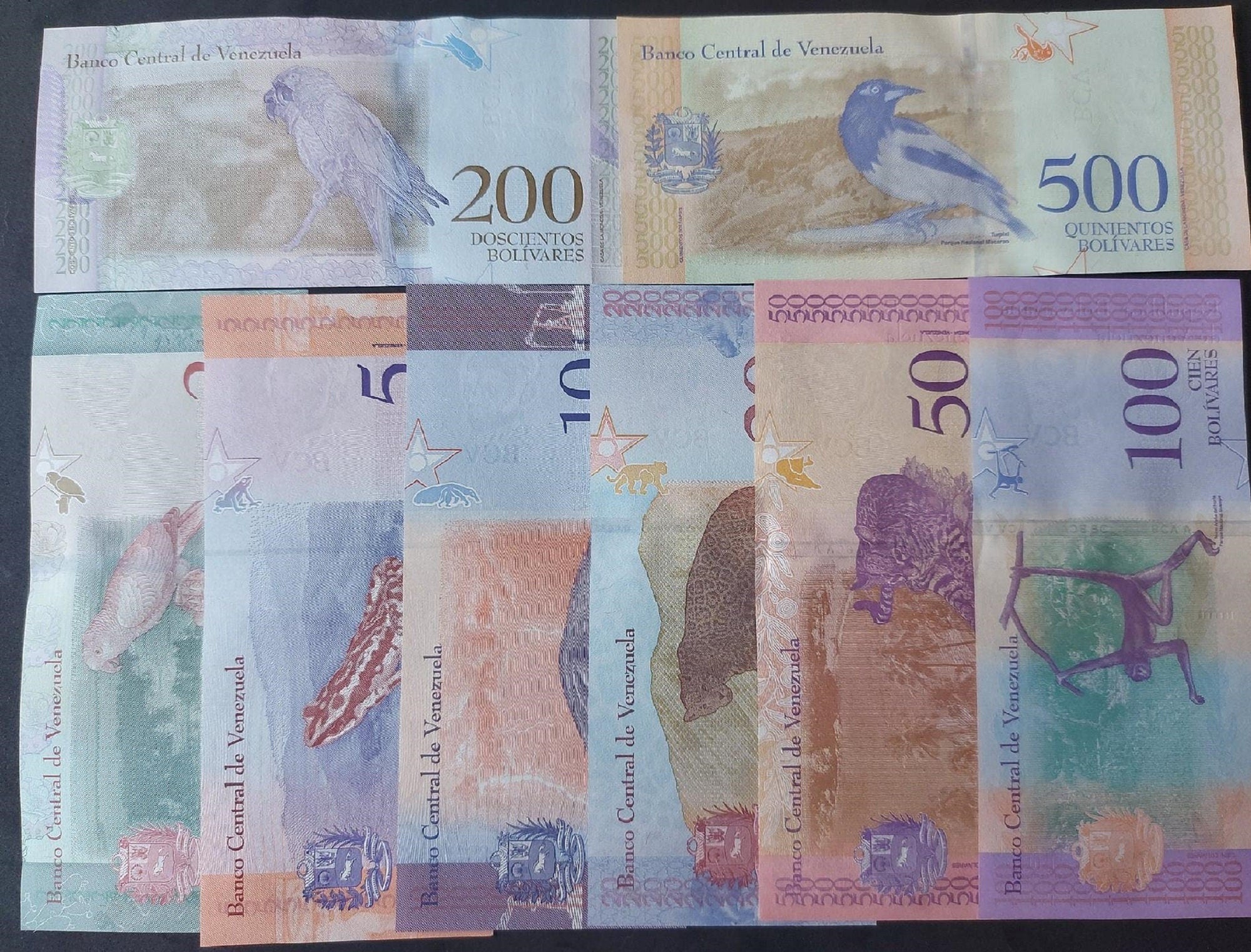 VENEZUELA Animal Set, 8 Collector Notes, 2 to 500 Bolivares Soberano; Bilateral design ~ Animal Set