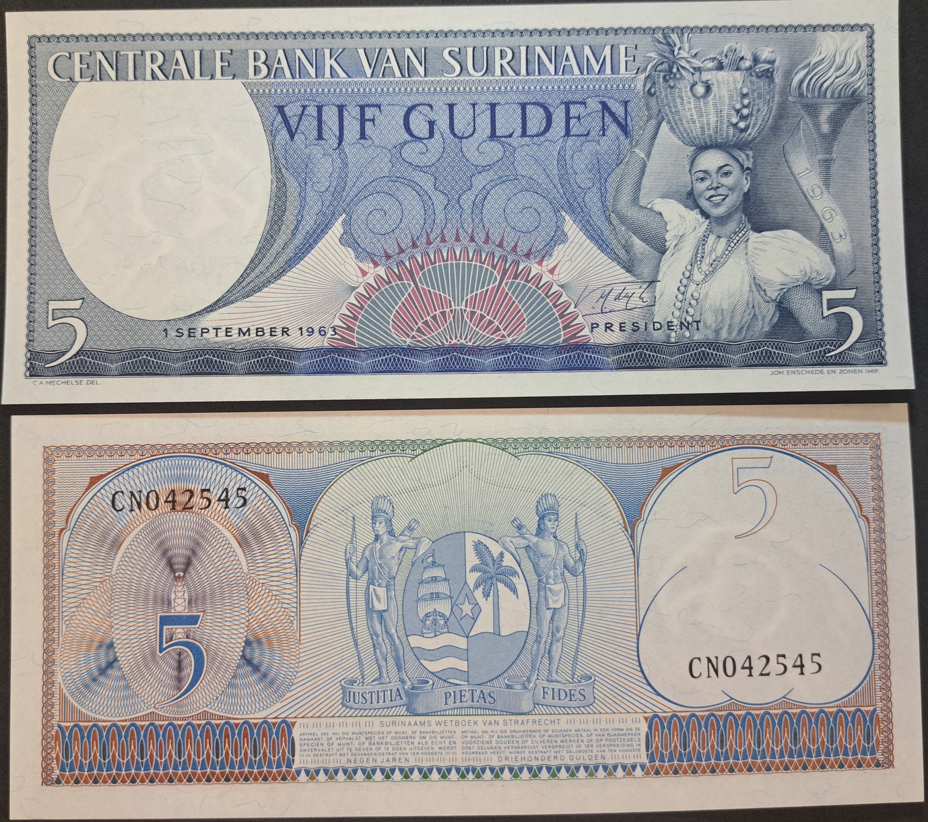SURINAME 5 Gulden Banknote, P- 120b, UNCIRCULATED, 1963; features a Toucan