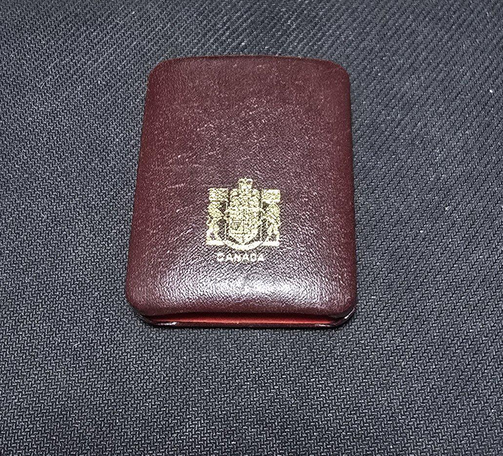 1970 Canada CASED Nickel Dollar, Manitoba Centenary, Features Queen Elizabeth II