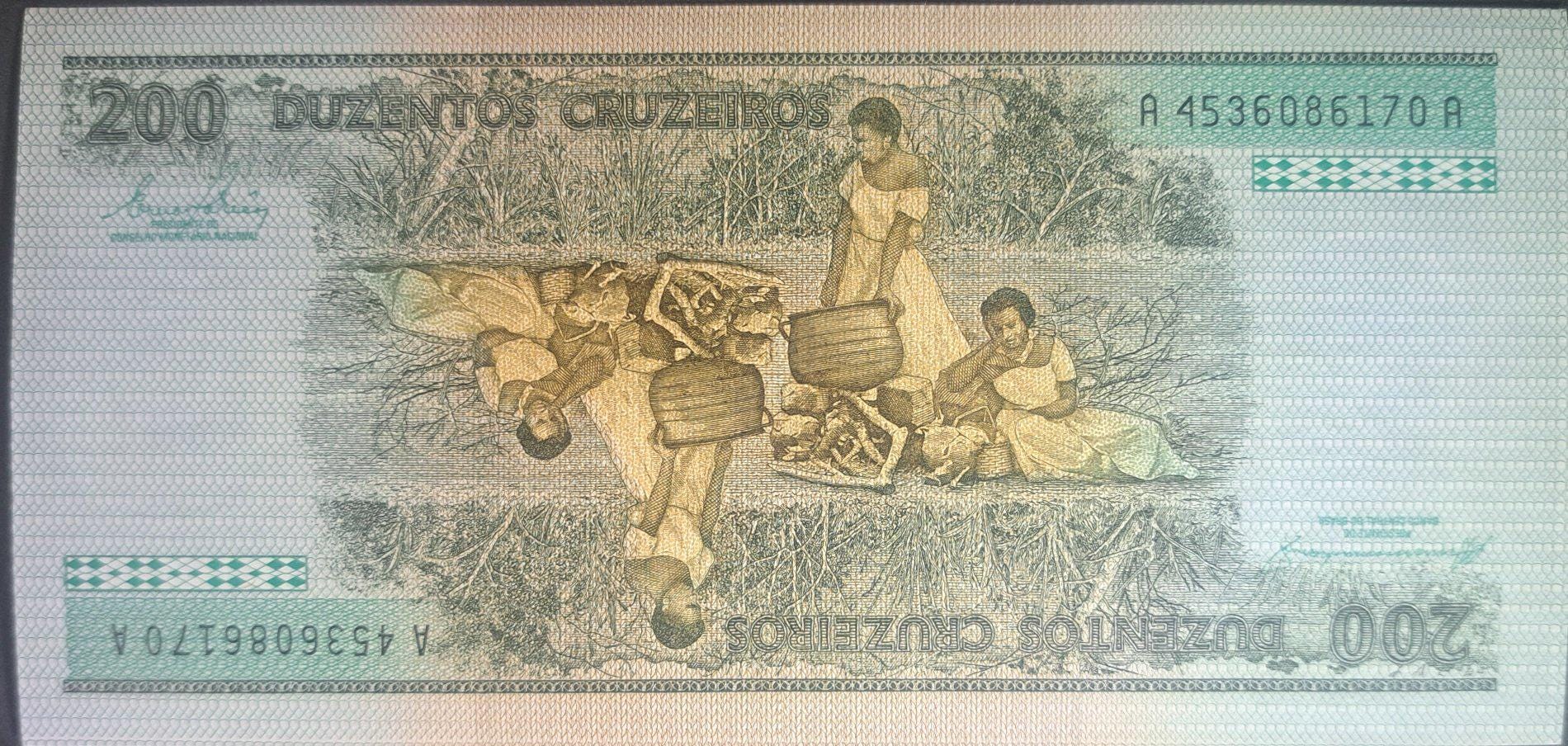 Brazil 200 Cruzeiros, P-199b ,UNCIRCULATED, 1984; Features Princess Isabelle; Unique MIRROR IMAGE banknote