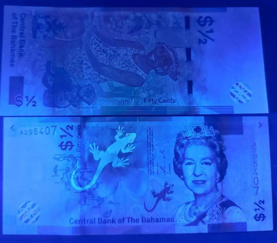 BAHAMAS 1/2 Dollar, P-77aa, UNCIRCULATED, 2019, Queen Elizabeth II, Lizard