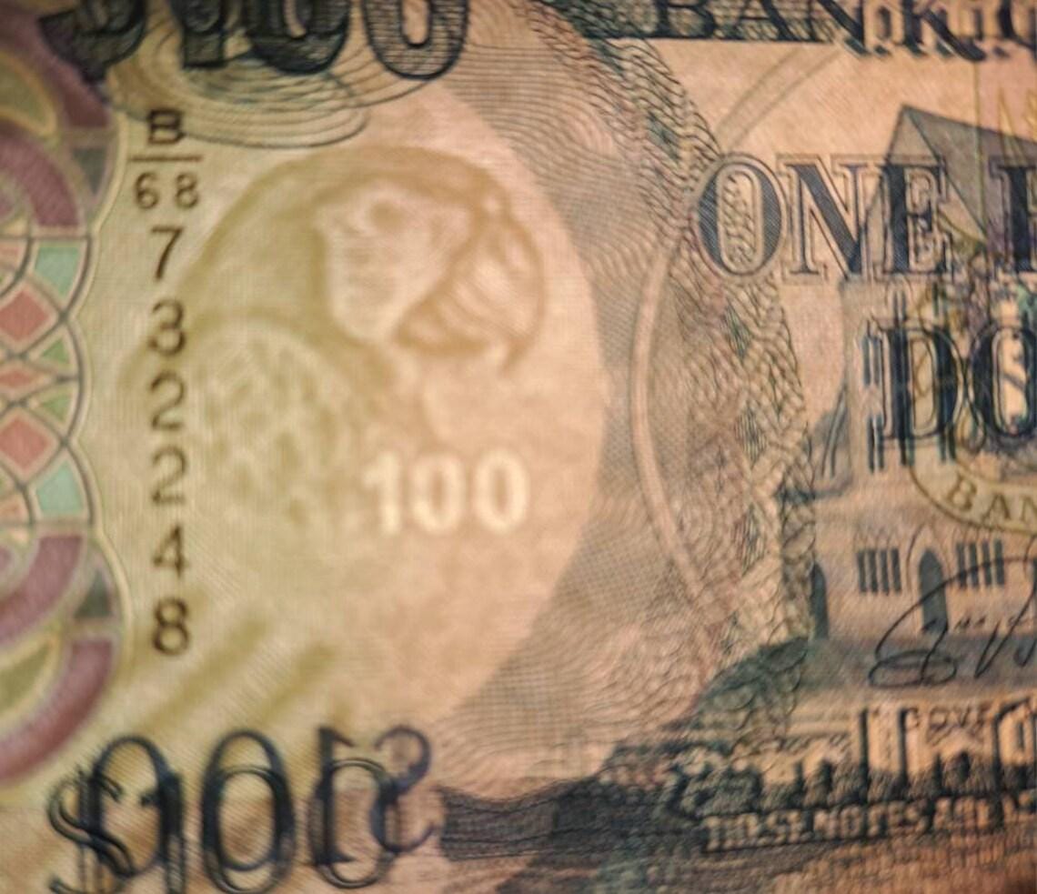 GUYANA 100 Dollars, B-114d, 2022, New Signatures; UNCIRCULATED; Cathedral; Map