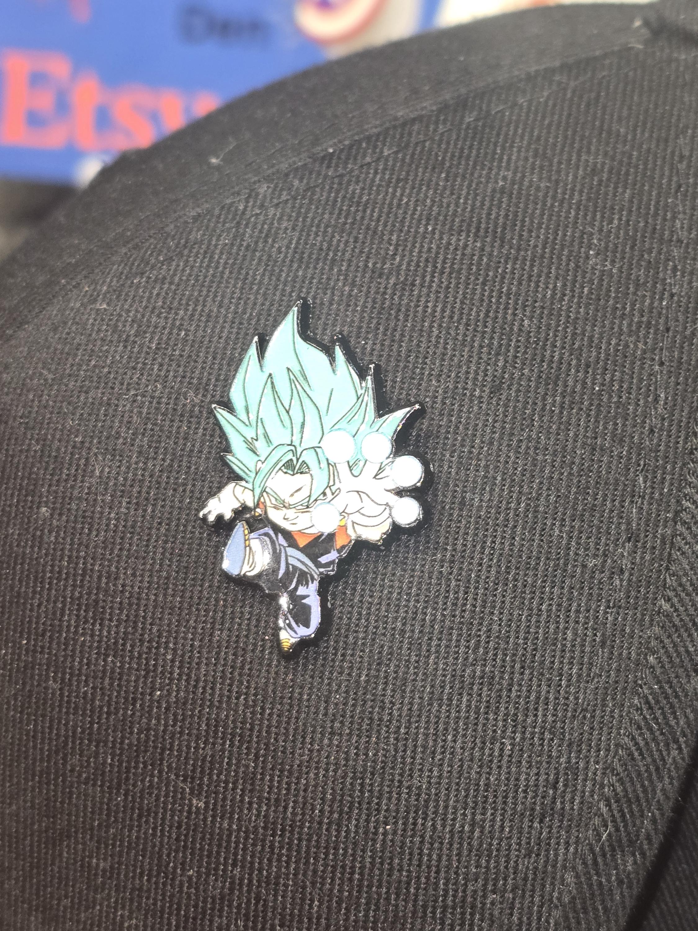 Dragon Ball Z Super Saiyan VEGITO ENAMEL Pin - Fan Collectible